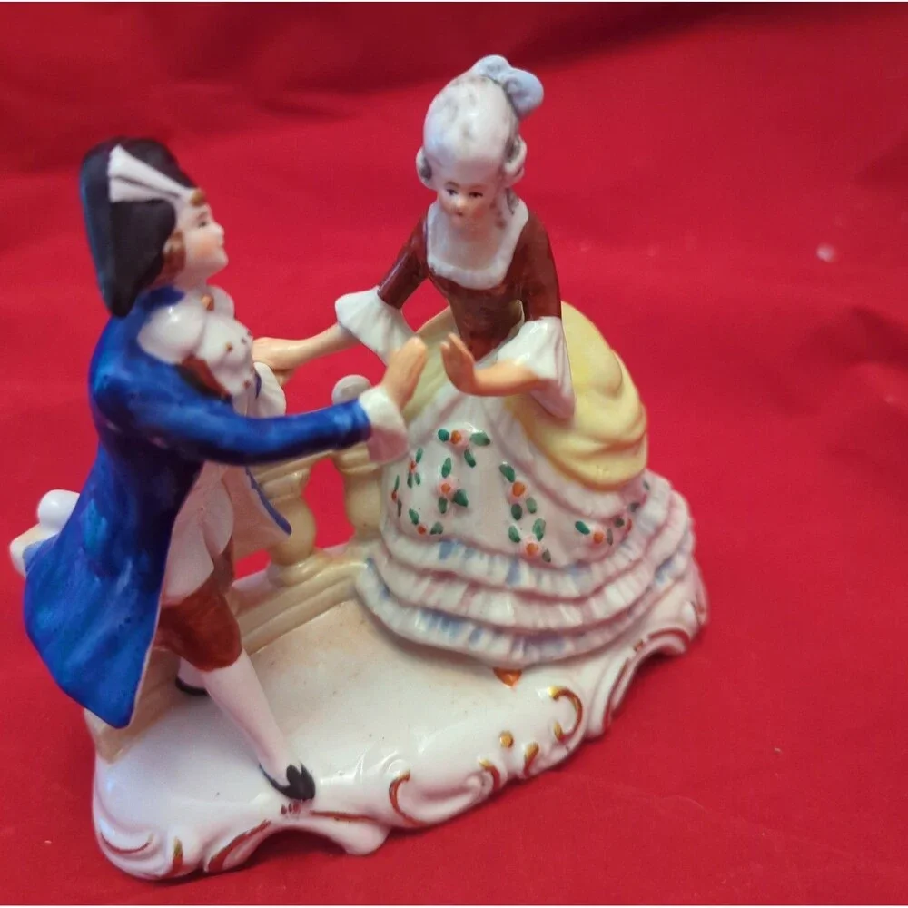 Vintage Grafenthal Schneider Porcelain Figurine Couple Dancing  Germany #20725